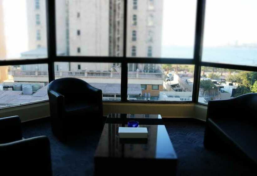 سوئیت مدیریتی 2 خوابه, Vista Del Mar