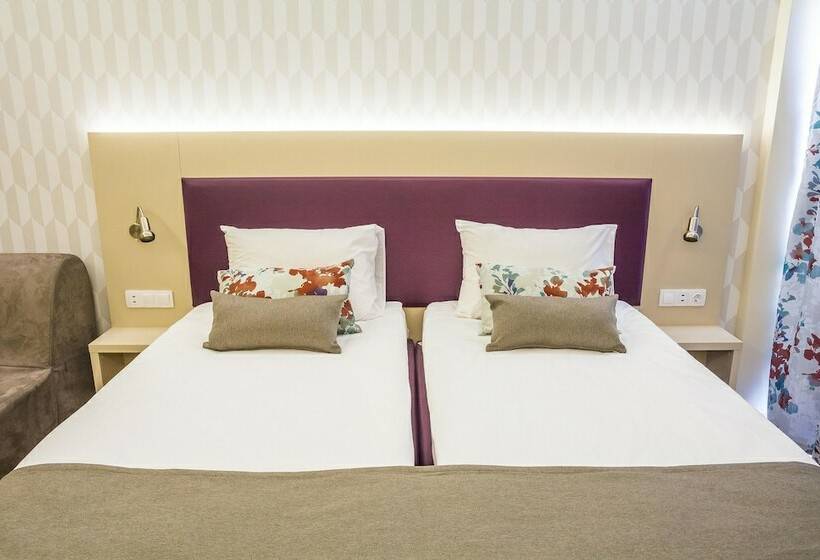 جناح, Mpm Astoria Hotel   Ultra All Inclusive