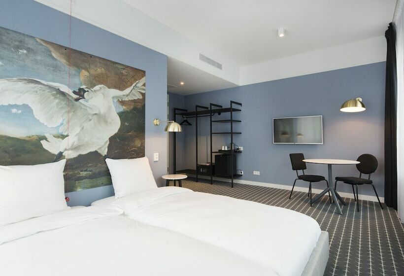 Standard Room Adapted for people with reduced mobility, Corendon Village Amsterdam