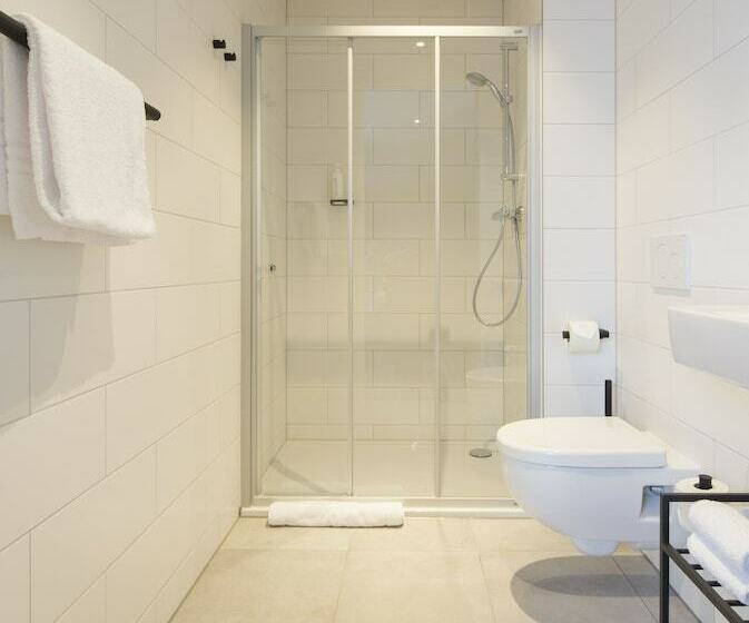 Standard Quadruple Room, Corendon Village Amsterdam