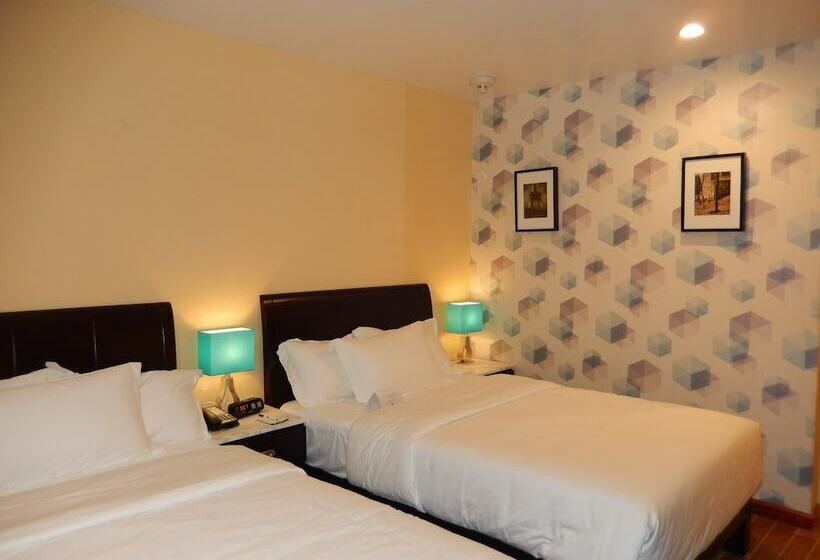 Номер Стандарт 2 Двуспальные Кровати, Quality Inn Near Sunset Park