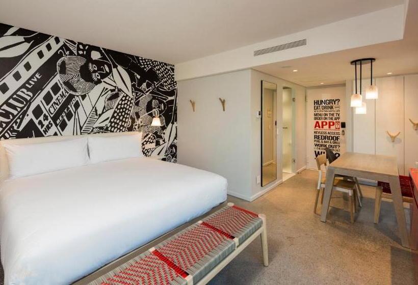 Семейный Номер Вид на Горы, Radisson Red Hotel V&a Waterfront Cape Town