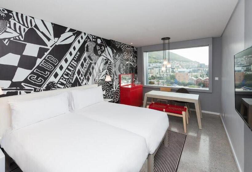 Номер Стандарт Вид на Горы, Radisson Red Hotel V&a Waterfront Cape Town