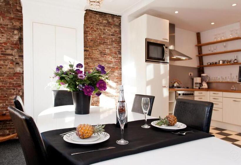דירת חדר, Canal Holiday Apartment