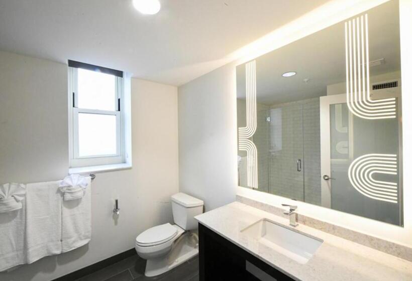 Стандартный Номер Кровать Кинг, Tryp By Wyndham Newark Downtown