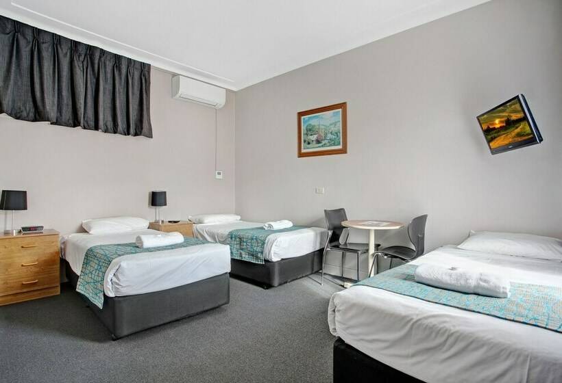 Номер Стандарт, Gateshead Tavern & Motel