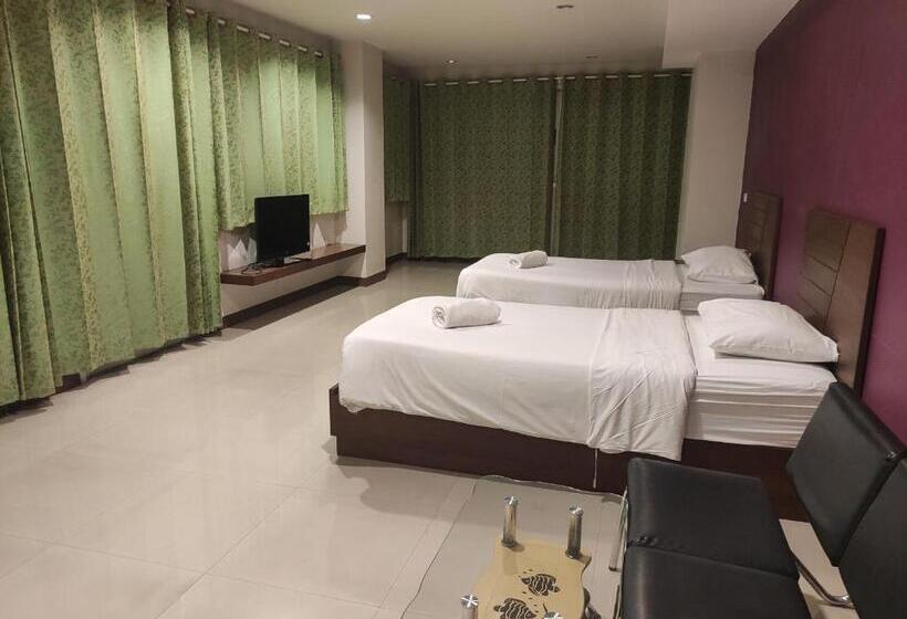 Családi Suite, Baan Manthana Hotel, Hua Hin
