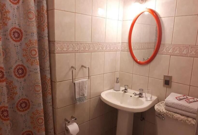 اتاق استاندارد, Hostal Mackay Temuco