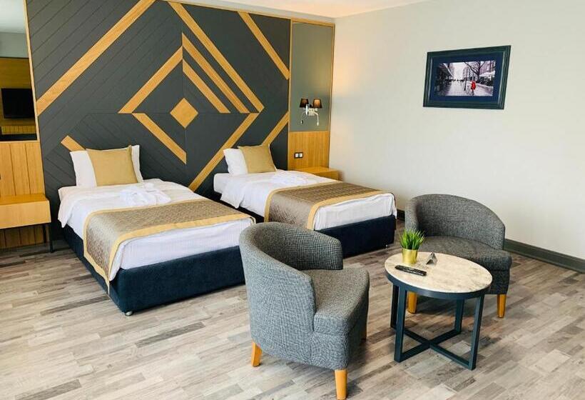 Family Suite, Konak