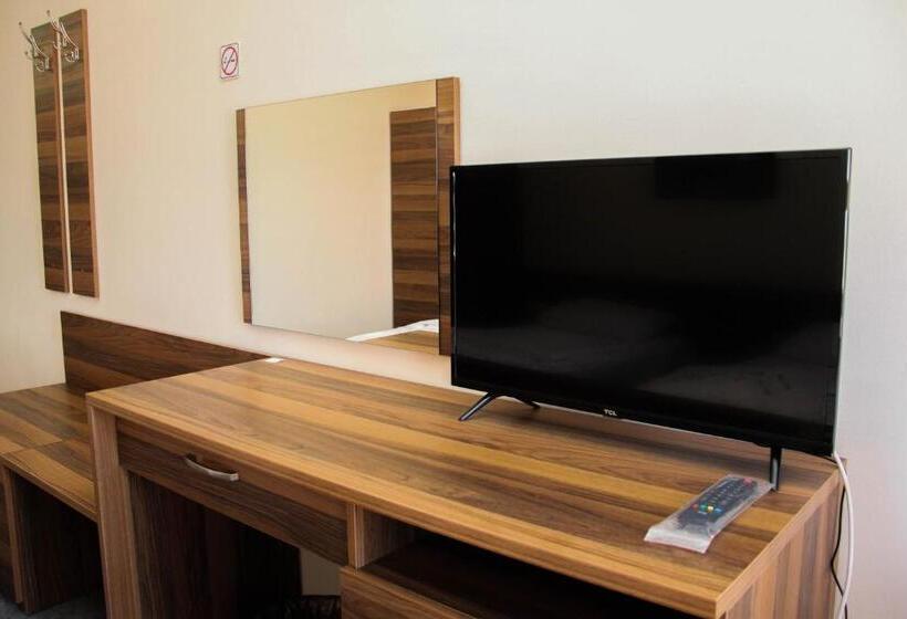 Standard Quadruple Room, Mavi Dalga Beach