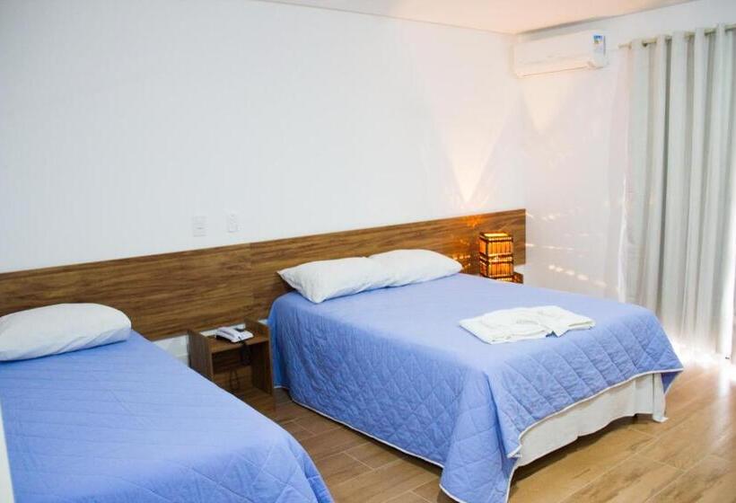 Номер Стандарт Трехместный, Diamantina   By Up Hotel   Em Guarapari