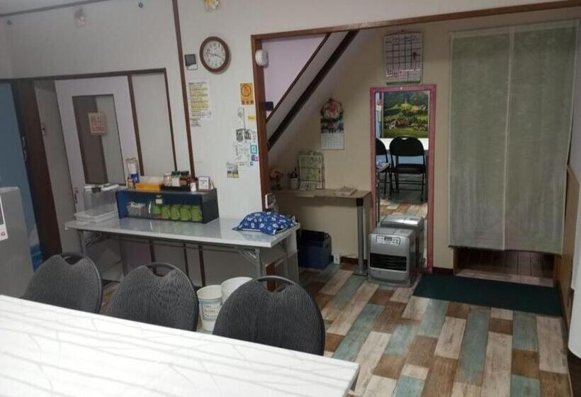 Номер Economy, Mike S B&b Tokoname