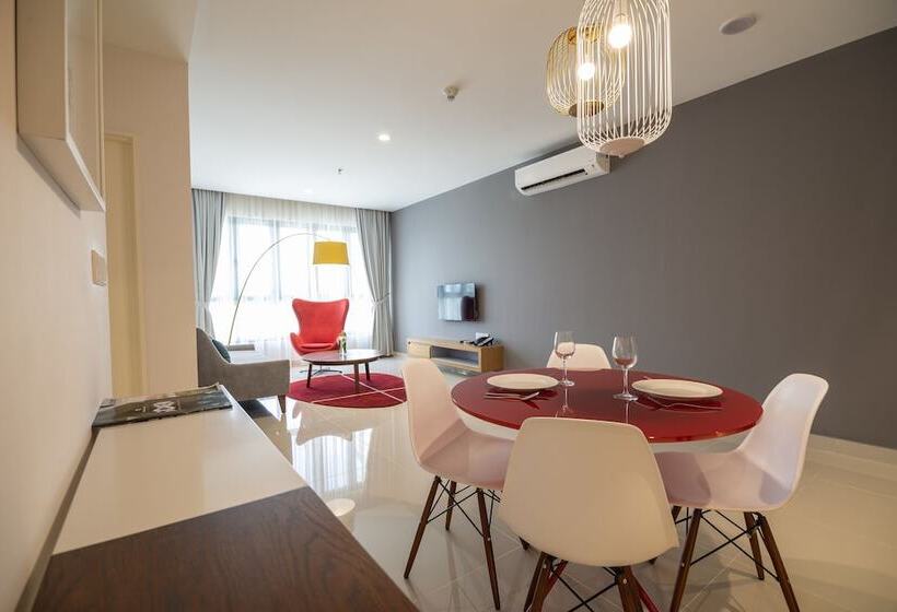 Люкс Премиум, Ramada By Wyndham Meridin Johor Bahru