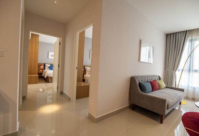 Люкс Премиум, Ramada By Wyndham Meridin Johor Bahru