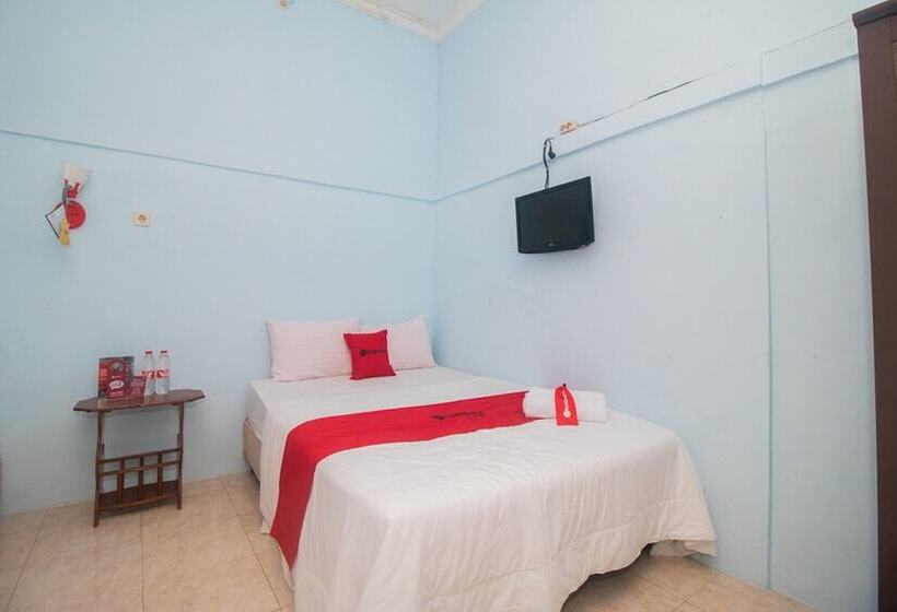 Номер Стандарт, Reddoorz Near Pantai Boom