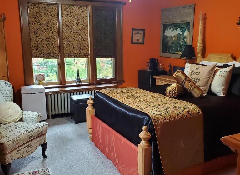 Номер Стандарт, Avonview Manor