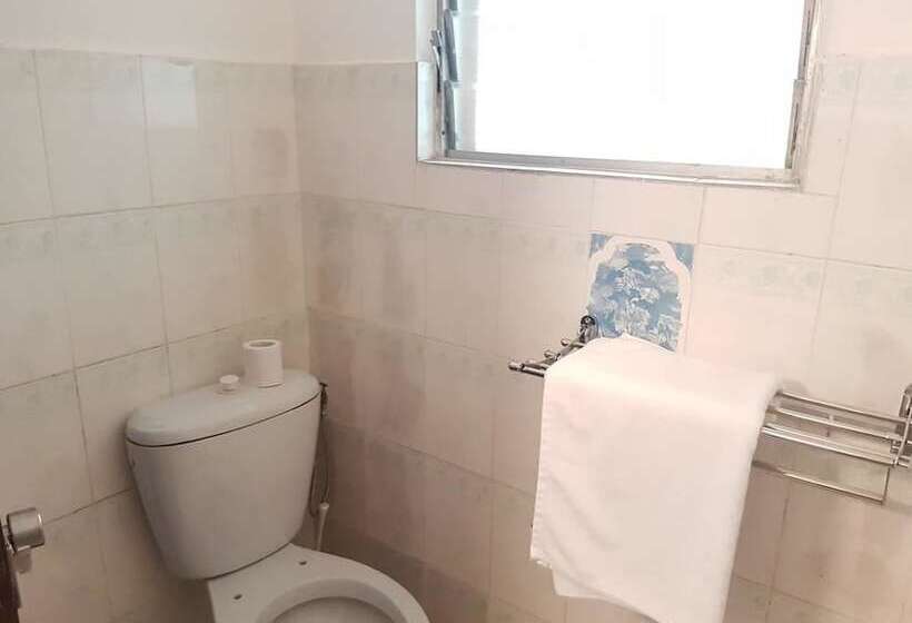 اتاق استاندارد یک نفره, Hôtel Hibiscus