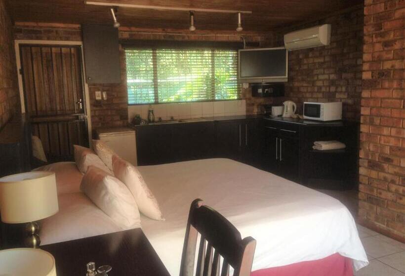 سوییت خانوادگی, The Lazy Grape Guest Lodge & Spa