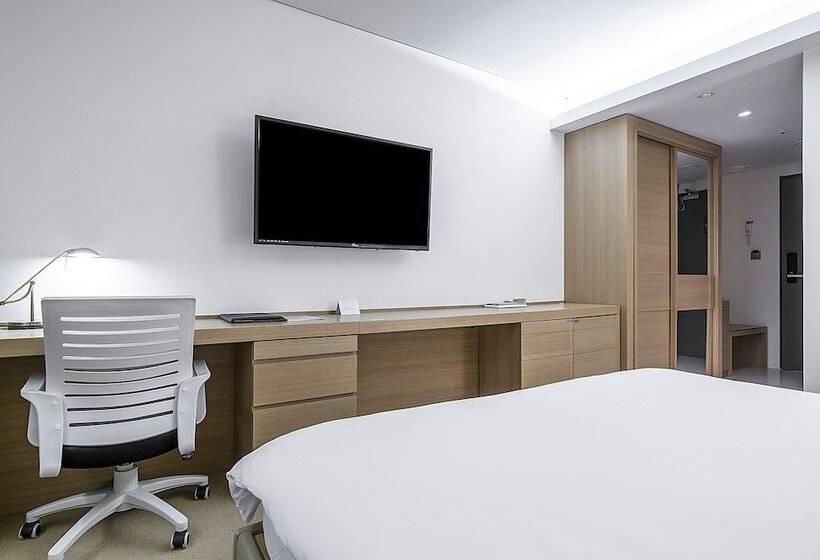 Номер Стандарт, Wonju City Hotel Hyeoksin