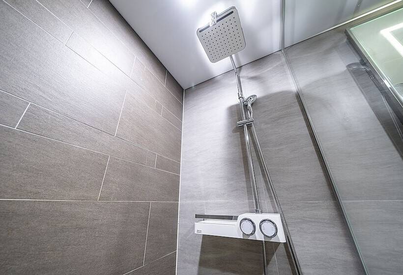 Номер Deluxe, Wonju City Hotel Hyeoksin