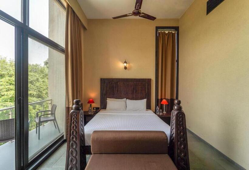 اتاق پریمیوم با بالکن, Triose Boutique Hotel Lonavala