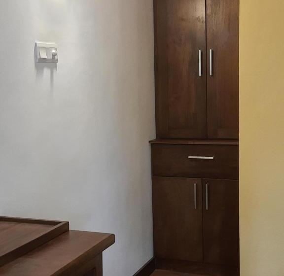 اتاق سوپریور با چشم‌انداز باغ, Villa A50