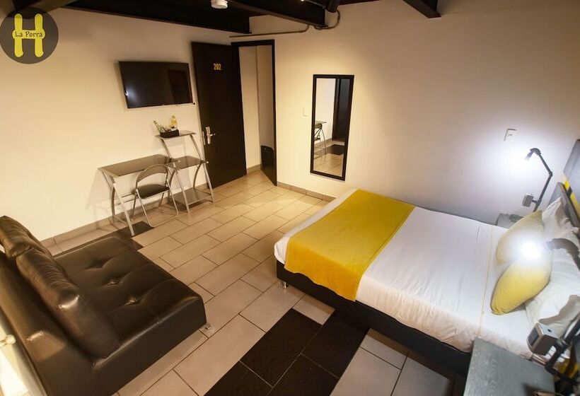 Quarto Deluxe, La Porra