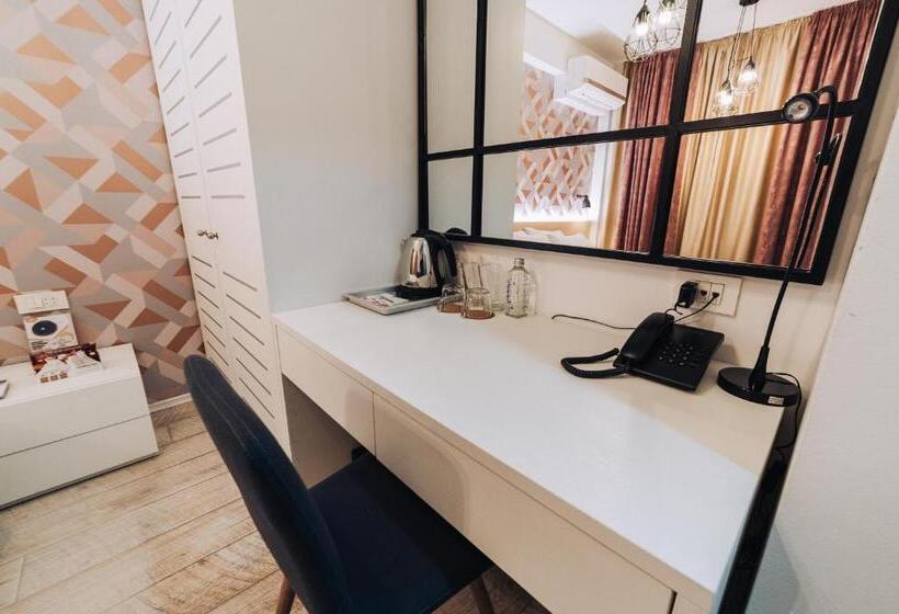 اتاق استاندارد با تراس, Urbanista Hotel & Bar