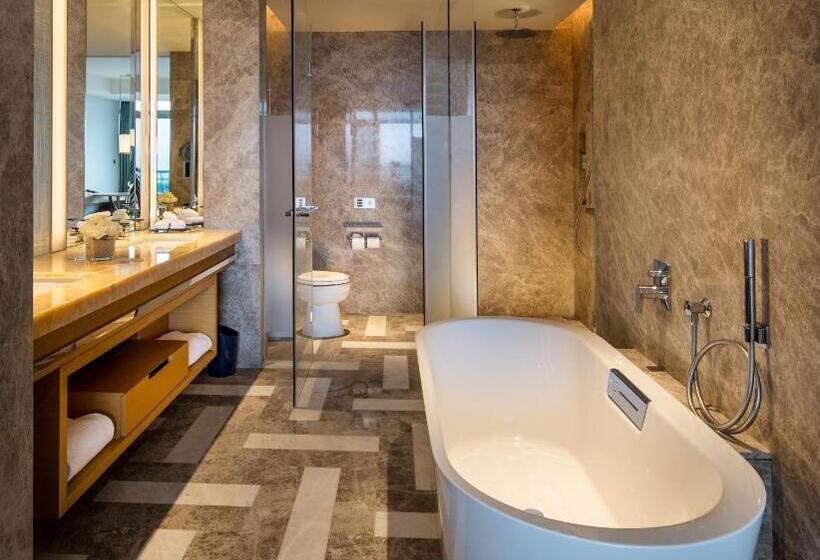 Номер Клуб Кровать Кинг, Atlantis Sanya