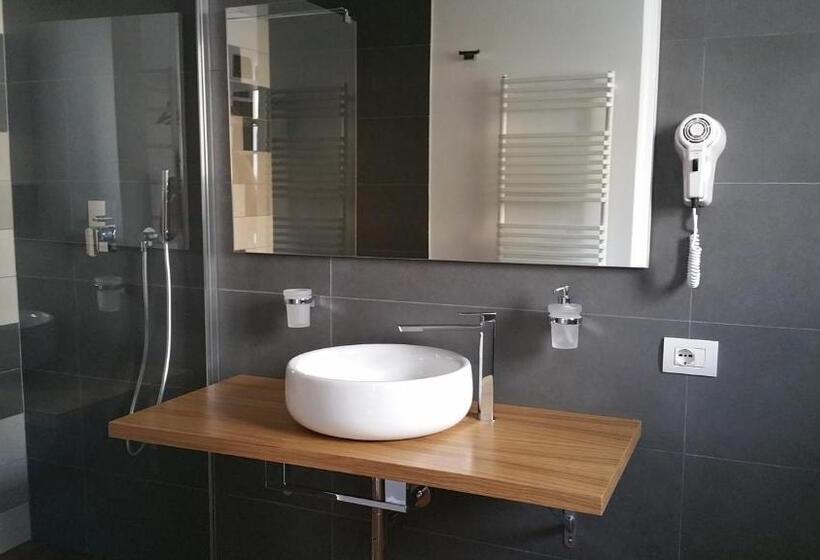 豪华海景房带阳台, B&b Brezza Di Mare