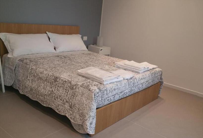 豪华海景房带阳台, B&b Brezza Di Mare
