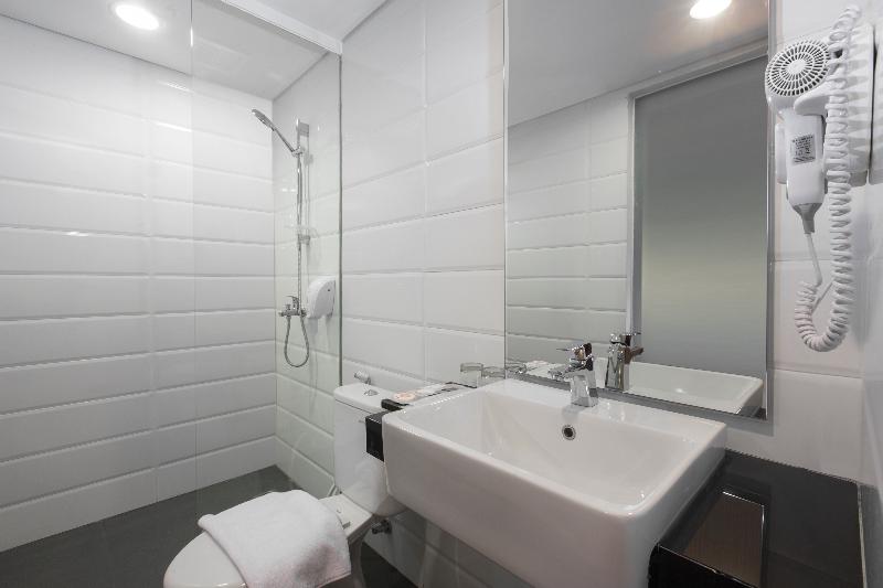 豪华房间, Up Peak Hotel Simpang Lima Semarang Formerly Ha Ka Simpanglima Hotel Semarang