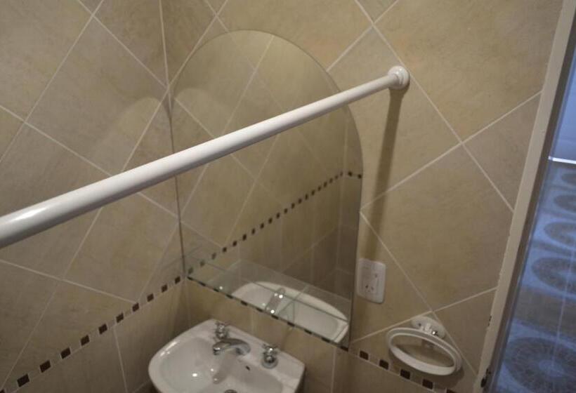 اتاق راحتی سه تخته, Guest House Jujuy