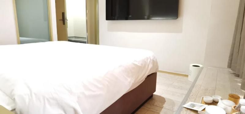 エクゼクティブルーム, Aston Inn Pandanaran