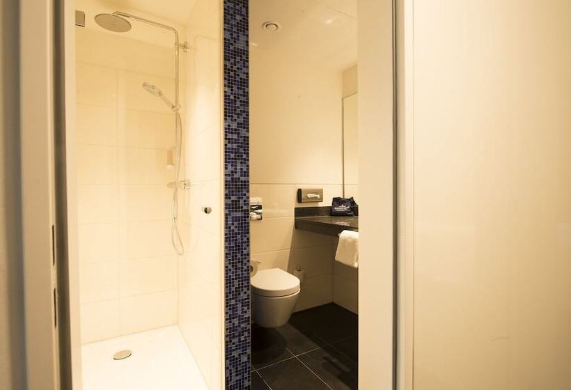 スタンダードルーム, Carathotel Düsseldorf City
