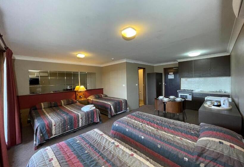 스탠다드 발코니 룸, Southern Cross Motor Inn