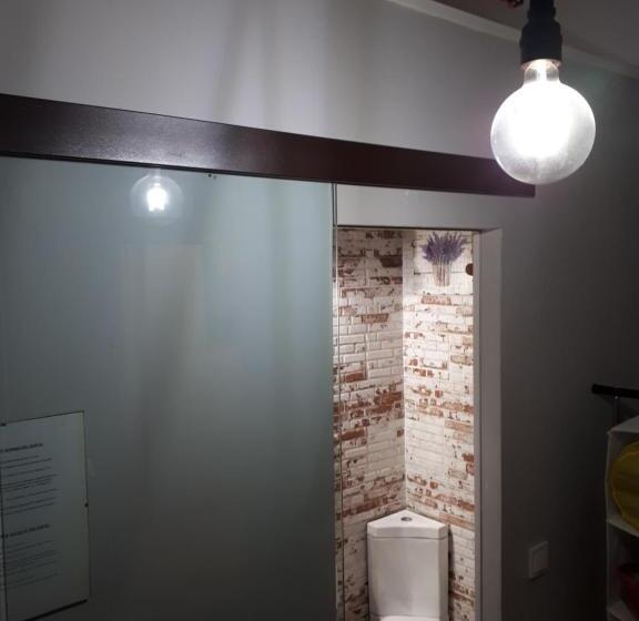 اتاق استاندارد یک نفره, Hostal Hispalense