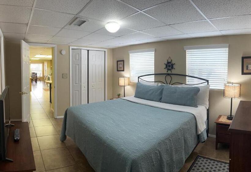 Президентский Люкс, Hontoon Landing Resort & Marina