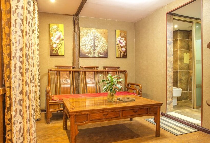 Номер Стандарт, Lijiang Xueshanyu Inn