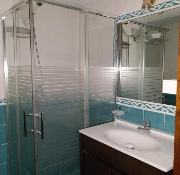 غرفة عائلية, Hostel Costa Gijon