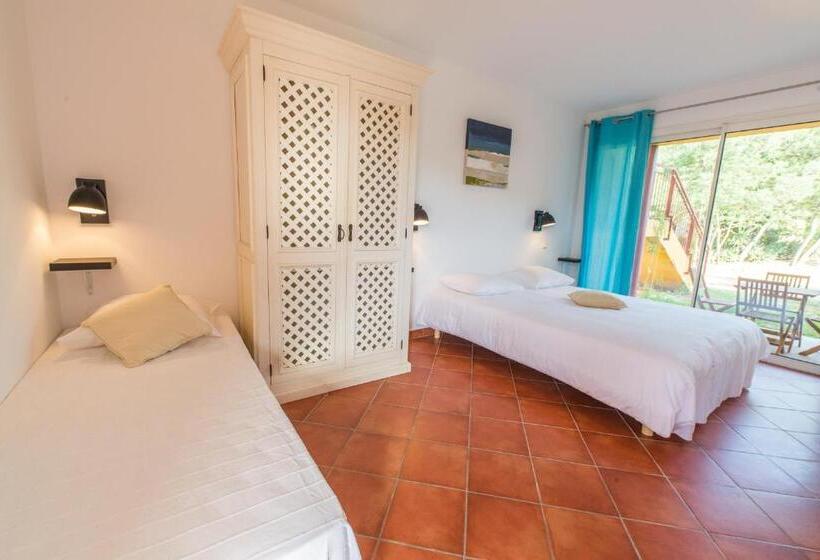 Номер Стандарт Трехместный, Casa Vecchia Rooms + Apartments