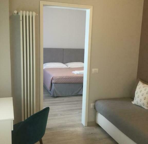 سوییت جونیور, Dimora 16 Rooms & Garden