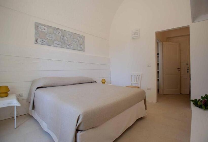 استودیوی استاندارد, Santa Marina Masseria Del Salento