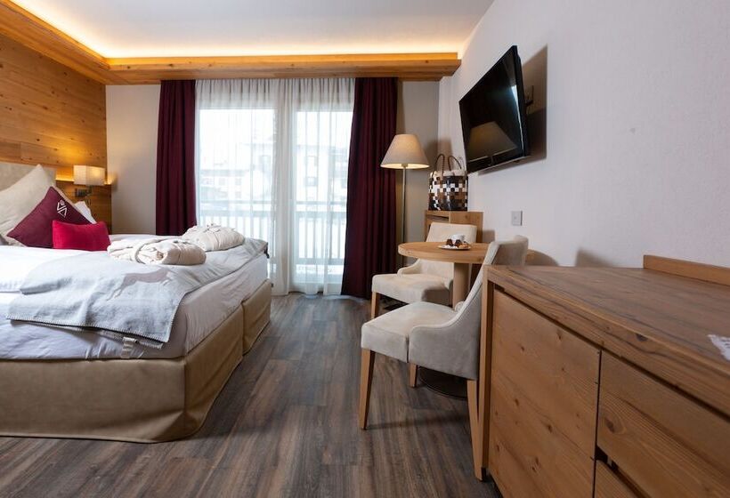 اتاق سوپریور سه تخته, Mont Chalet Nevada   Hotel & Spa