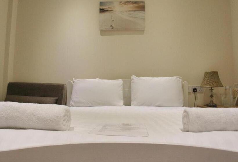 غرفة قياسية حمام مشترك, Namaste Palace