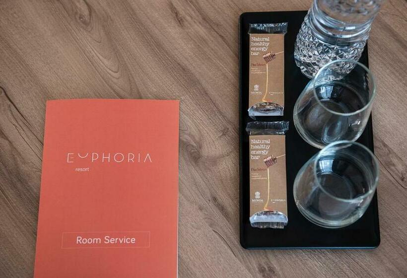 Люкс Вид на Бассейн, Euphoria Resort  All Inclusive