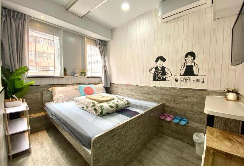 اتاق لوکس با چشم‌انداز شهر, Hong Kong Hostel