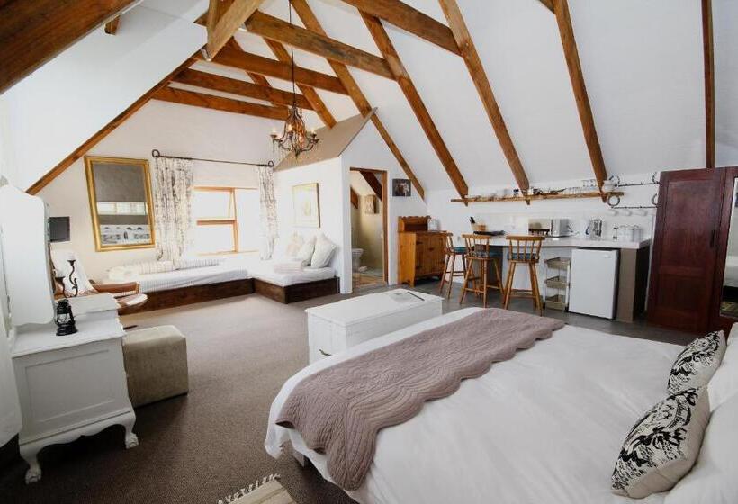 Люкс Повышенной Комфортности, Tniqua Stable Inn