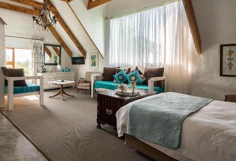 Люкс Повышенной Комфортности, Tniqua Stable Inn