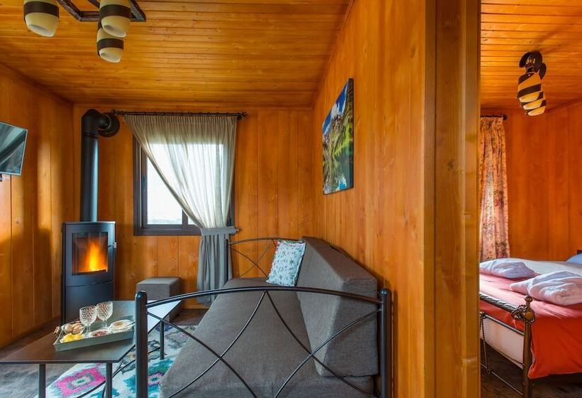 디럭스 방갈로, Lotos Mountain Resort